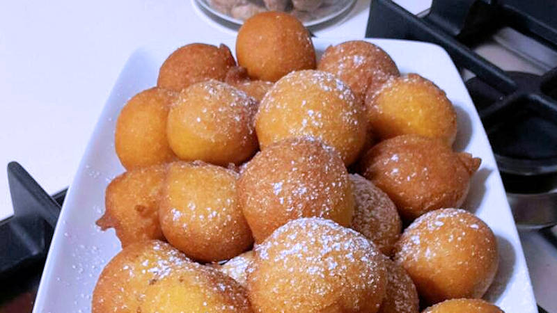 Morbidità d'autunno: frittelle di zucca in versione dolce e salata